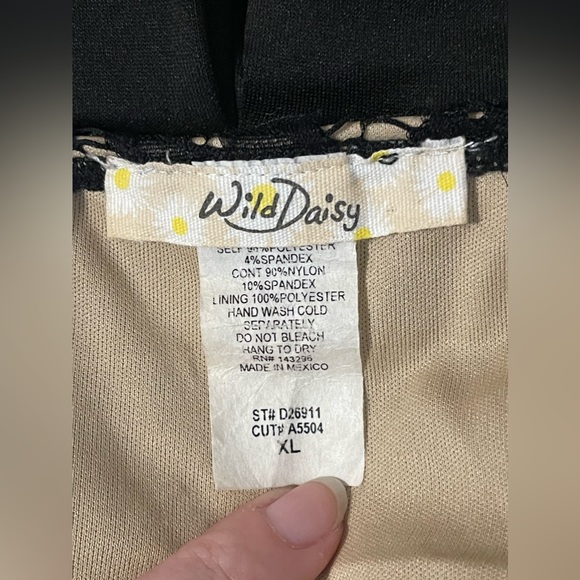 Wild Daisy Junior’s XL Dress Black Lace, Assymetrical, Padded - Picture 4 of 5